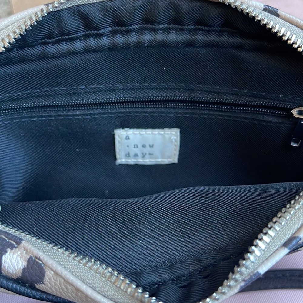 Leopard camera bag - Picture 3 of 4